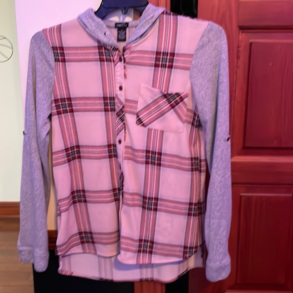 Pink flannel sweatshirt, long made for leggings
